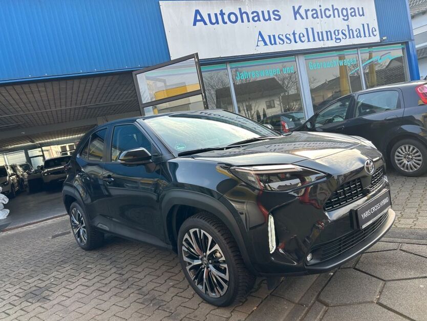 Toyota Yaris 13.300 km 23.000 € Ubstadt 76698