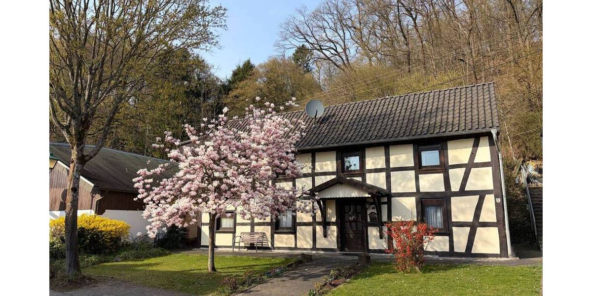 Einfamilienhaus Eitorf - 4 Zimmer, 80 m&sup2;, 149.000&euro; | Angebot:26257722