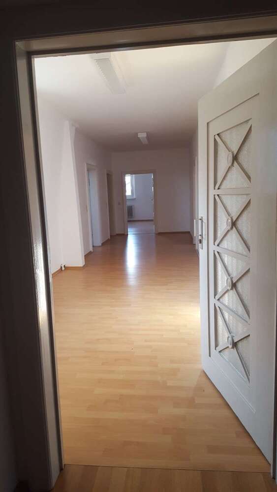 Büro in Ludwigshafen 1.500 € 130 m²