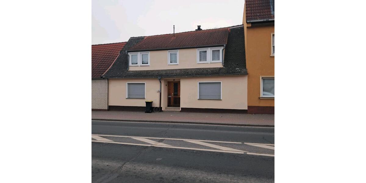 Reihenhaus Calbe (Saale) - 5 Zimmer, 125 m&sup2;, 69.000&euro; | Angebot:25444133