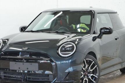 Mini Cooper E 7.785 km 32.340 &euro; Lauda-Königshofen 97922
