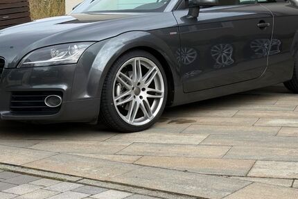 Audi TT 223.000 km 10.300 &euro; Zwenkau 04442