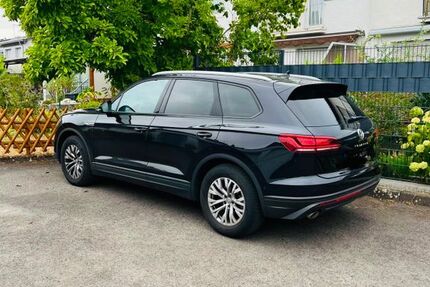 VW Touareg 65.000 km 37.300 &euro; Kelkheim 65779