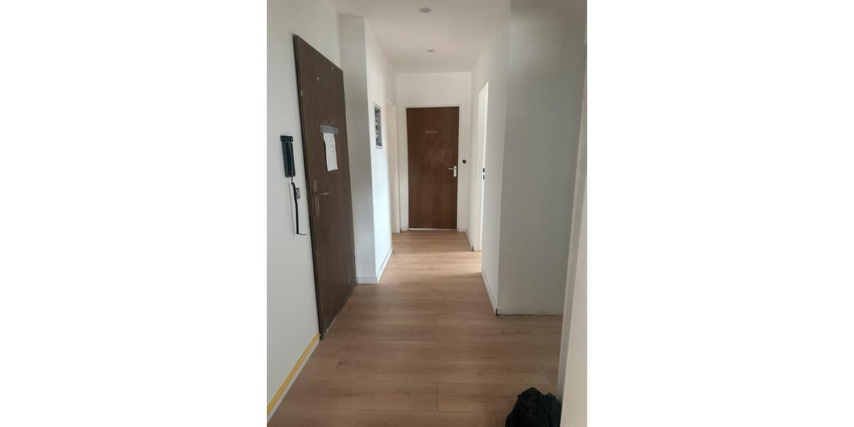 Etagenwohnung Lampertheim - 4 Zimmer, 85 m&sup2;, 1.400&euro; | Angebot:25718511