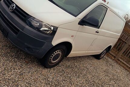 VW T5 Transporter 245.000 km 4.790 &euro; Gera 07551