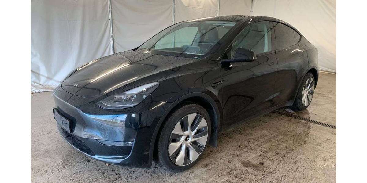 Tesla Model Y 112.675 km 28.450 &euro; Herges-Hallenberg 98587