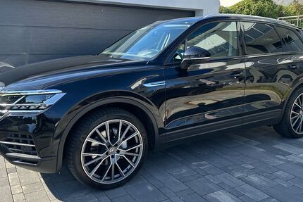 VW Touareg 173.845 km 30.980 € Forchheim 91301