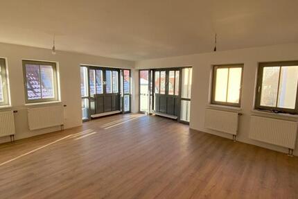 Wohnung Suhl - 2 Zimmer, 64 m&sup2;, 490&euro; | Angebot:25542537