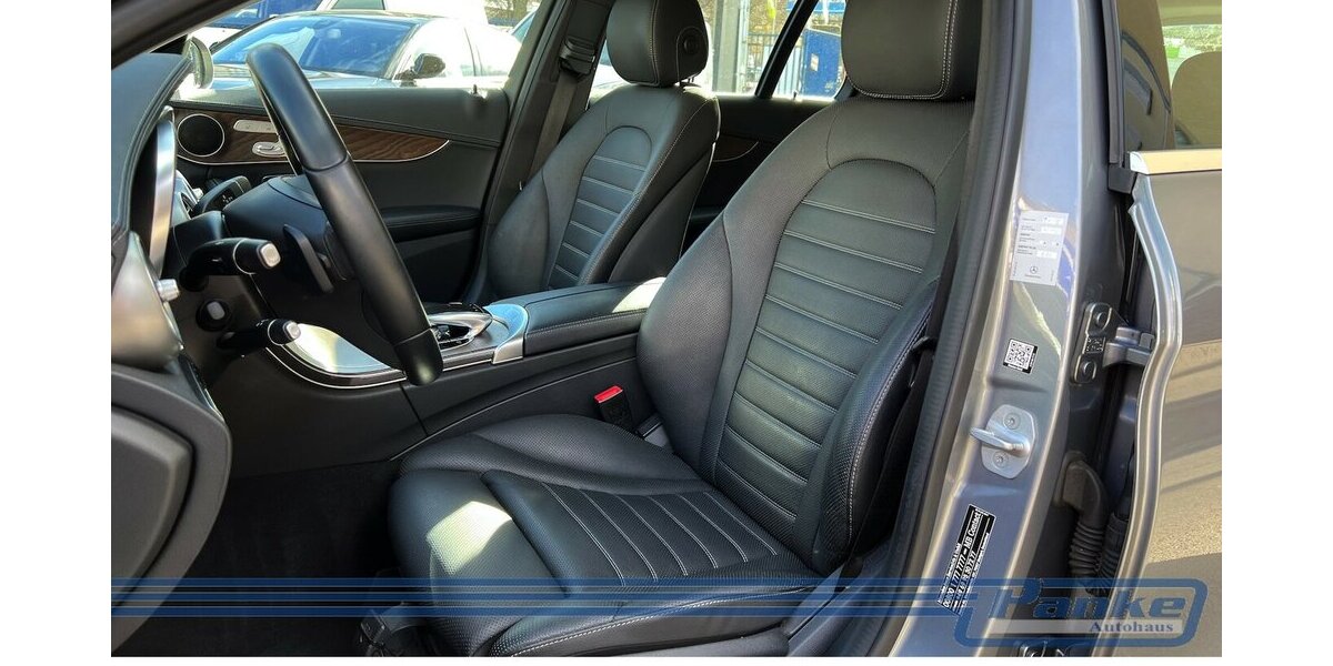 Mercedes-Benz C 250 C -Klasse*LED*Navi*R+F-Cam*Leder*Belüftete 87.057 km 19.980 € Berlin 13187