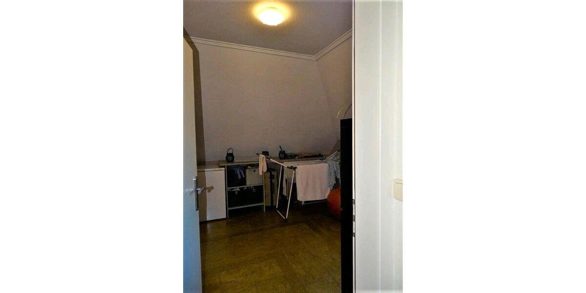 Dachgeschoßwohnung Essen (Oldenburg) - 3 Zimmer, 75 m&sup2;, 800&euro; | Angebot:25420078