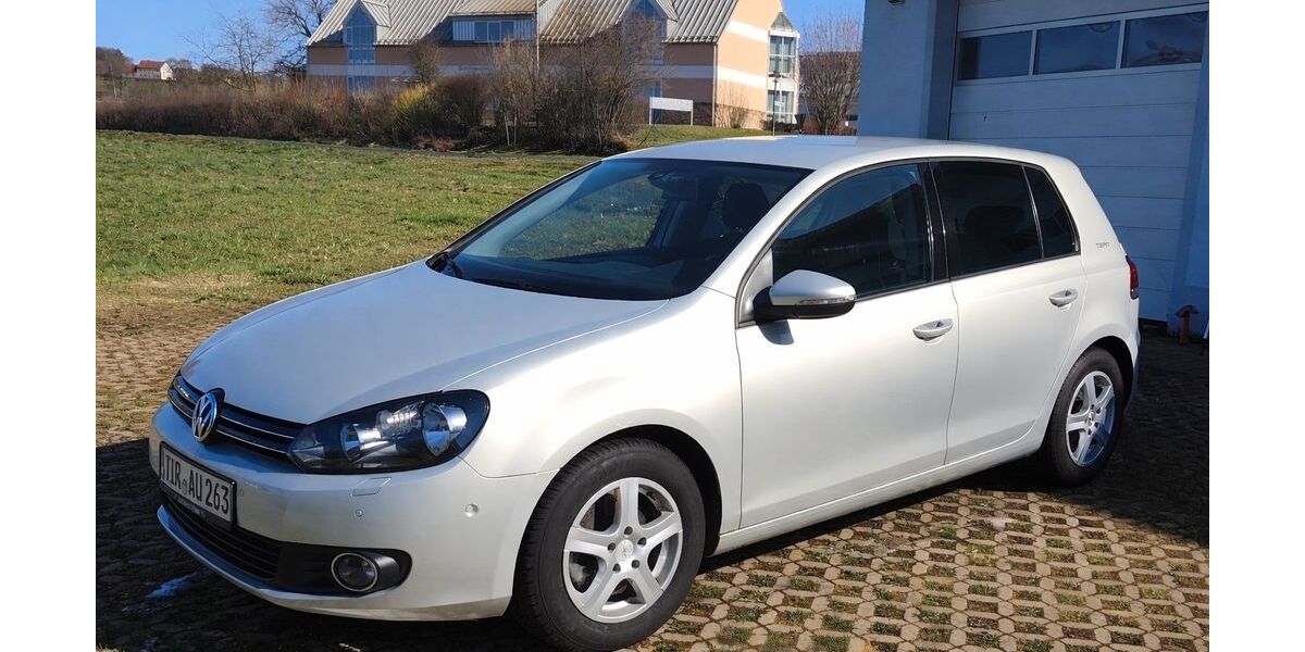 VW Golf 75.000 km 6.190 &euro; Bärnau 95671