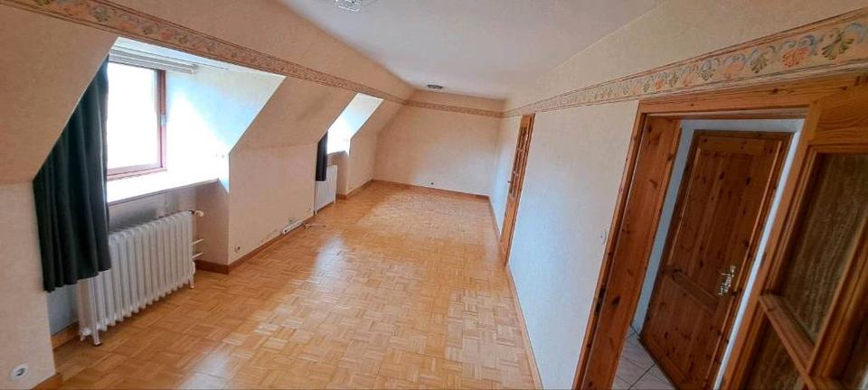 Dachgeschoßwohnung Bredstedt - 3 Zimmer, 100 m&sup2;, 1.250&euro; | Angebot:26345734