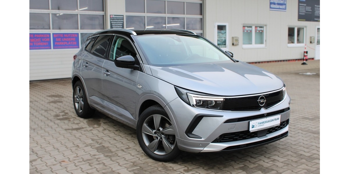 Opel Grandland ULTIMATE 1.HD/SHZ/SPURHA./TOTWINK./ACC 64.112 km 19.990 &euro; Sandkrug 26209