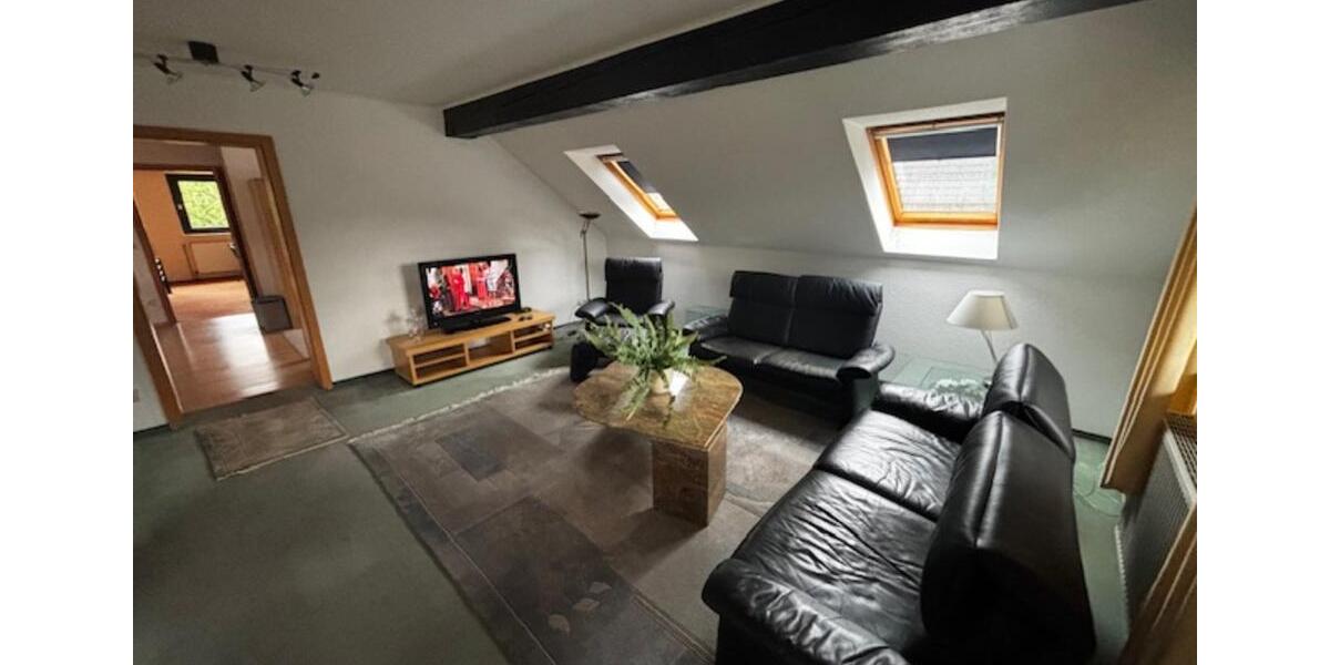 Dachgeschoßwohnung Bremen Blumenthal - 3 Zimmer, 105 m&sup2;, 850&euro; | Angebot:25452270