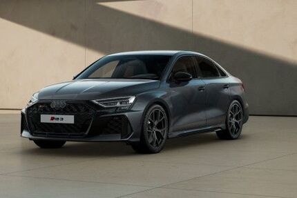 Audi RS3 2.000 km 69.700 &euro; Wolfsburg 38440