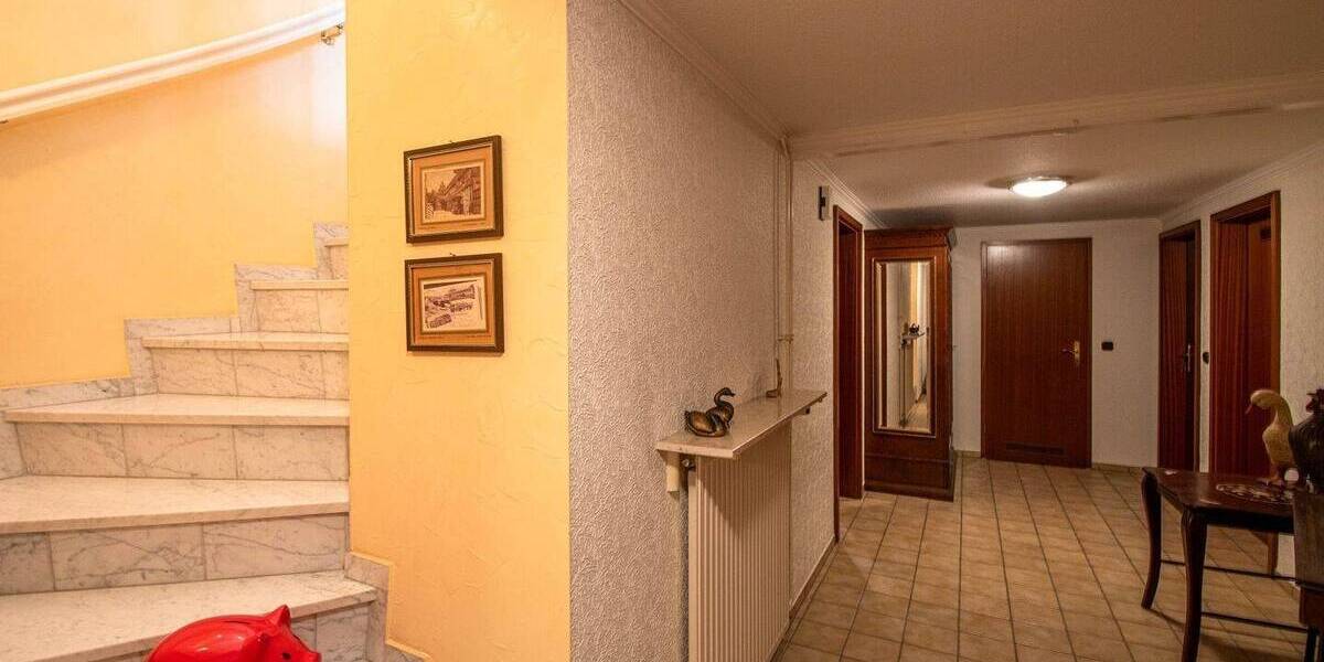 Mehrfamilienhaus, Wohnhaus Adendorf - 6 Zimmer, 217 m&sup2;, 680.000&euro; | Angebot:26176332