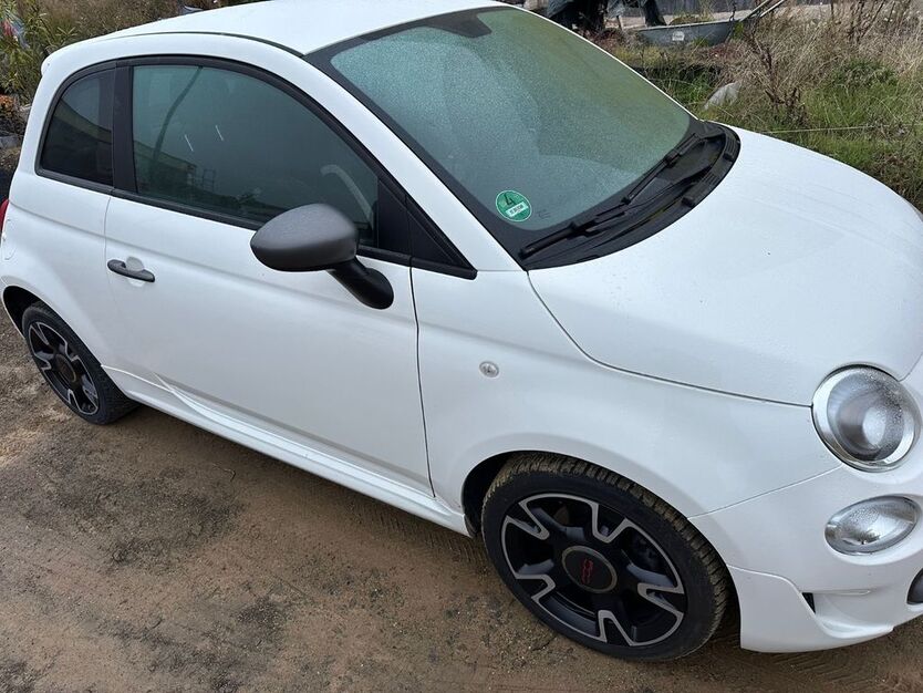 Fiat 500 102.319 km 12.200 € Königsfeld 53426
