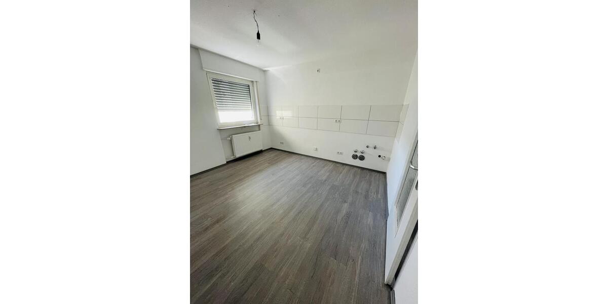 Etagenwohnung Neustadt an der Weinstraße - 2 Zimmer, 76 m&sup2;, 859&euro; | Angebot:25267366
