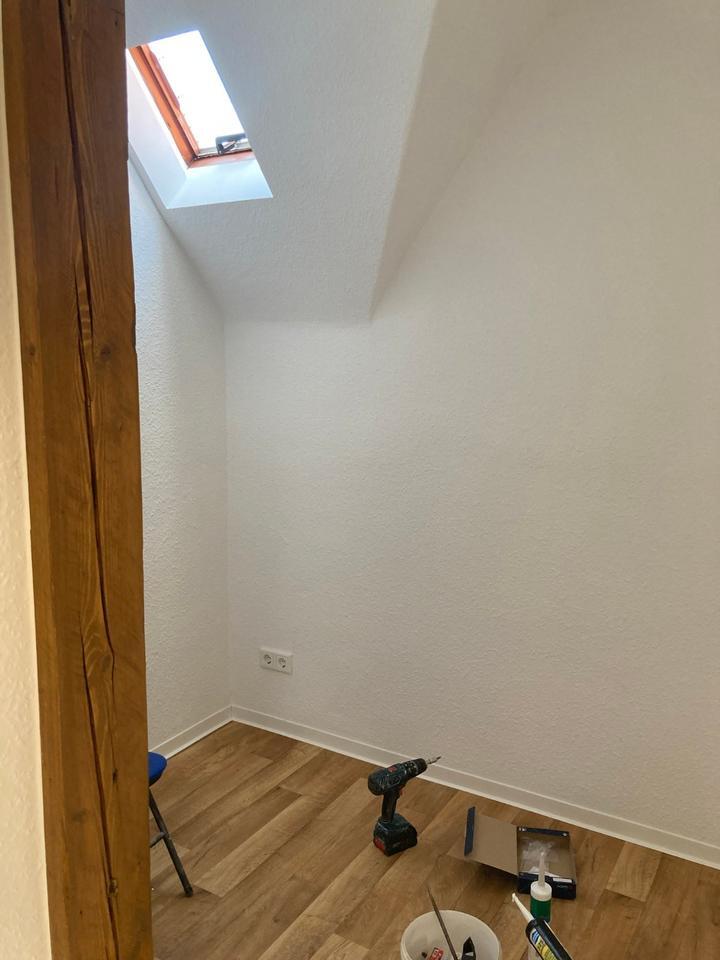 Renovierte 3-Raum-Wohnung im Dachgeschoss