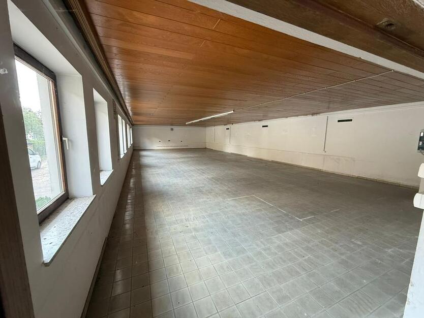 Lagerhalle, Lagerfläche zu Vermieten in Wenzenbach ca. 350 m2