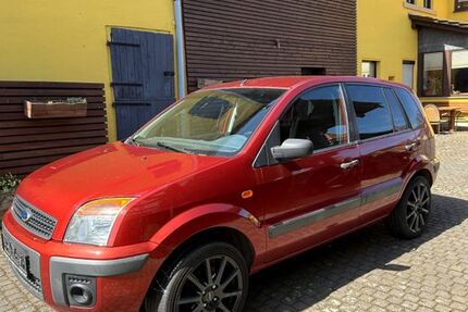 Ford Fusion 149.500 km 2.300 &euro; Gleina 06632