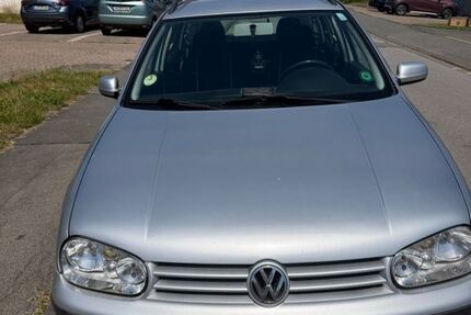 VW Golf 220.000 km 2.500 &euro; Bad Driburg 33014