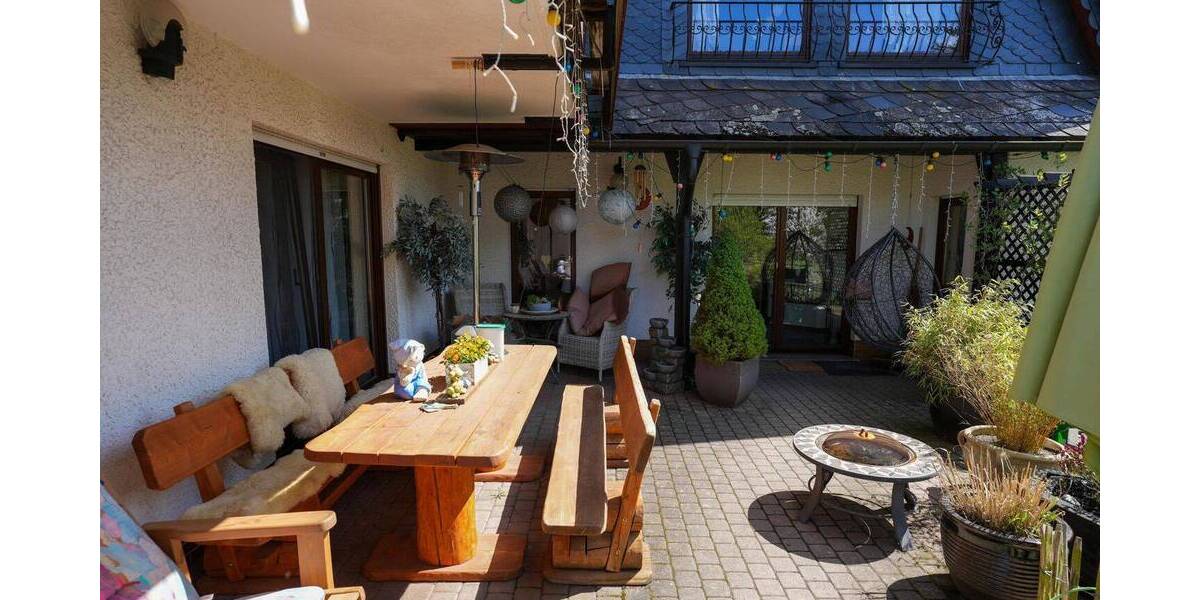 Mehrfamilienhaus, Wohnhaus Bad Berleburg Berghausen - 8 Zimmer, 230 m&sup2;, 359.000&euro; | Angebot:26797567