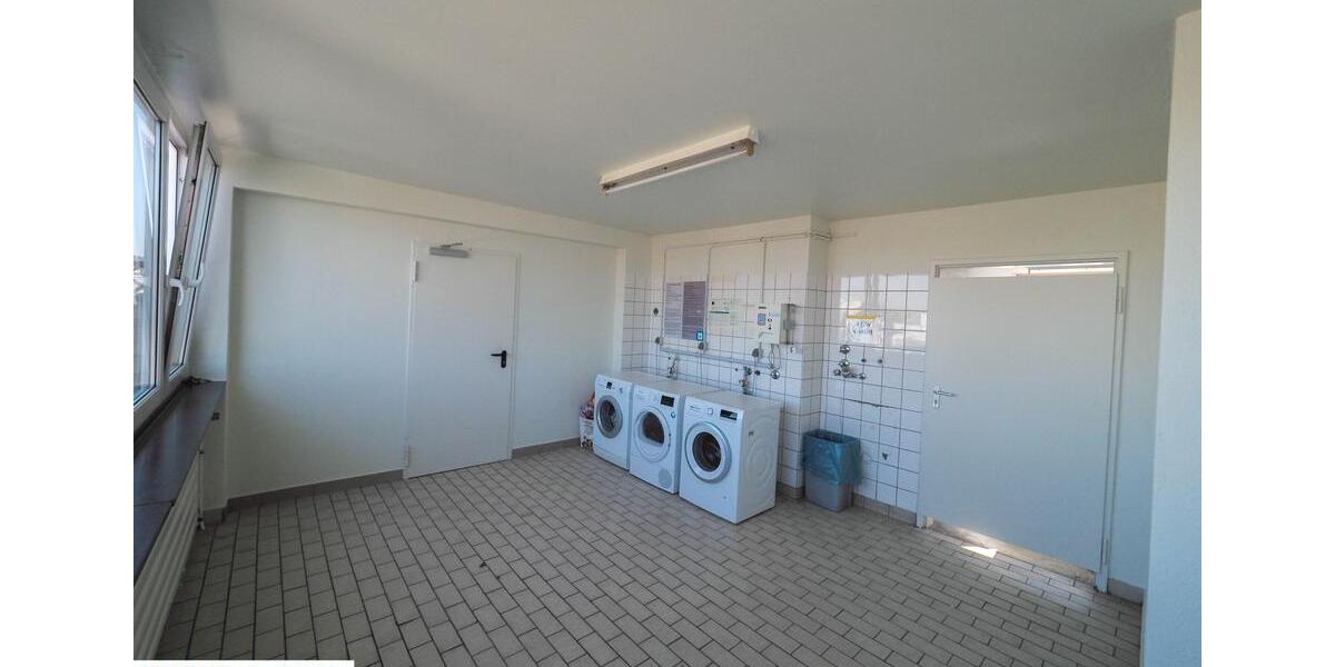 Etagenwohnung Saarbrücken Neue Bremm - 1 Zimmer, 25 m&sup2;, 320&euro; | Angebot:23217213