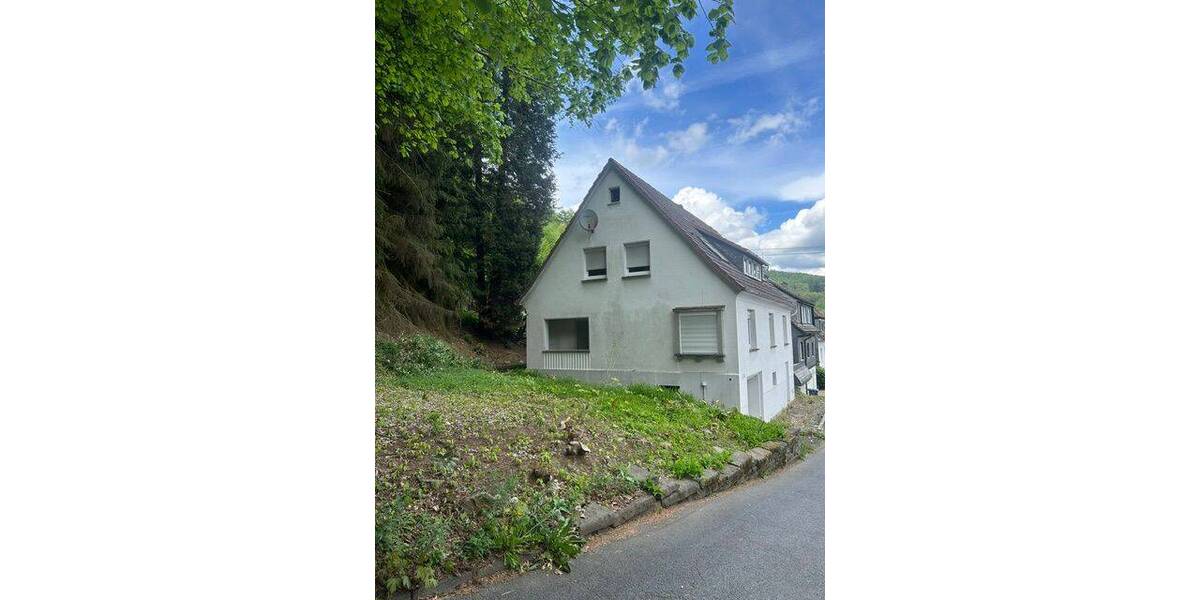 Einfamilienhaus Siegen Eisern - 6 Zimmer, 150 m&sup2;, 175.000&euro; | Angebot:26435002
