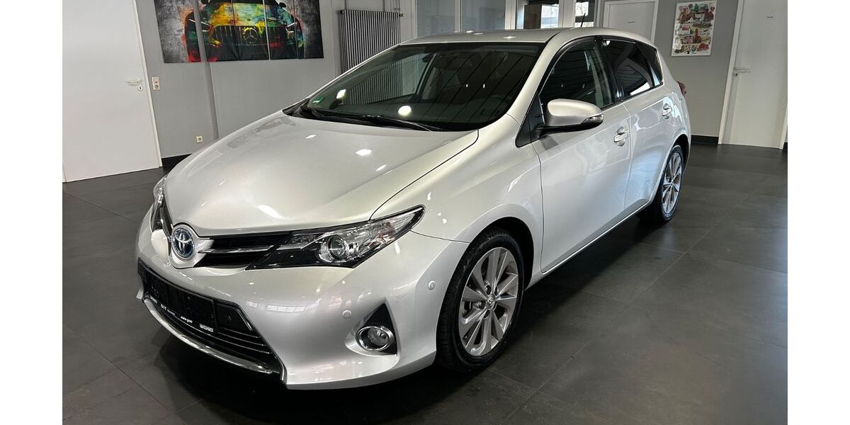 Toyota Auris 50.000 km 11.950 &euro; Kamp Lintfort 47475