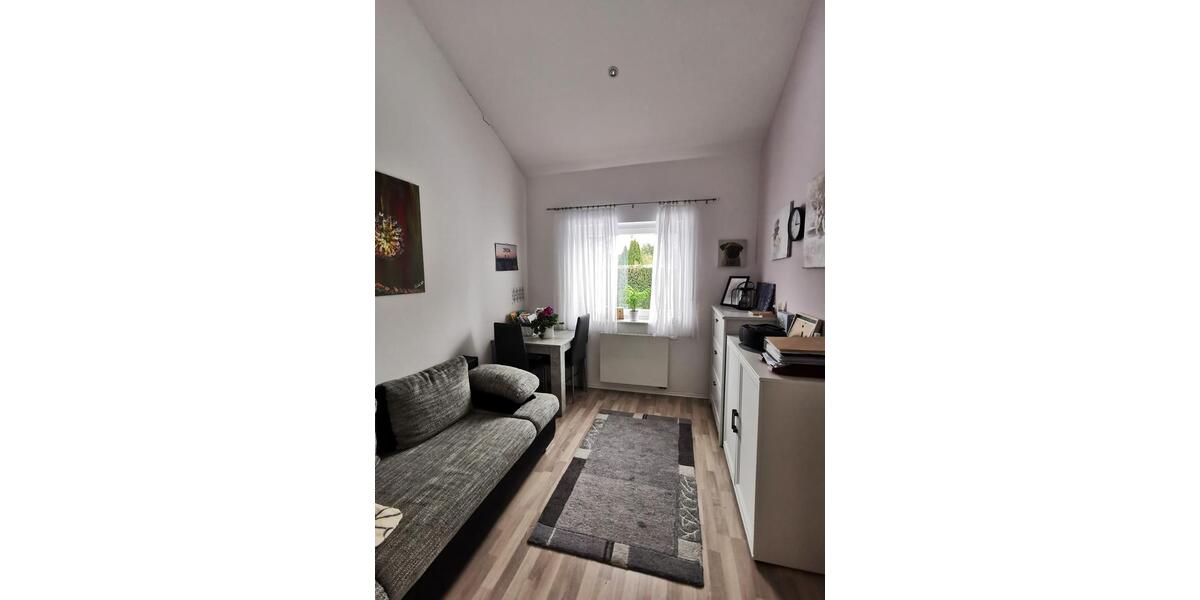 Außergewöhnlicher, barrierefreier Architekten-Bungalow mit Garten und Terrasse 3 zimmer