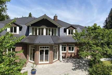 Haus Quickborn - 9 Zimmer, 352 m&sup2;, 1.849.000&euro; | Angebot:26333543