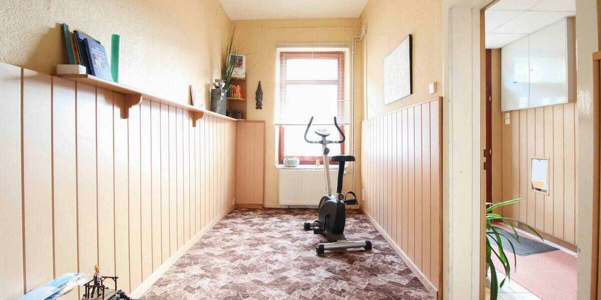 Reihenmittelhaus Calbe - 5 Zimmer, 220 m&sup2;, 99.000&euro; | Angebot:26176324