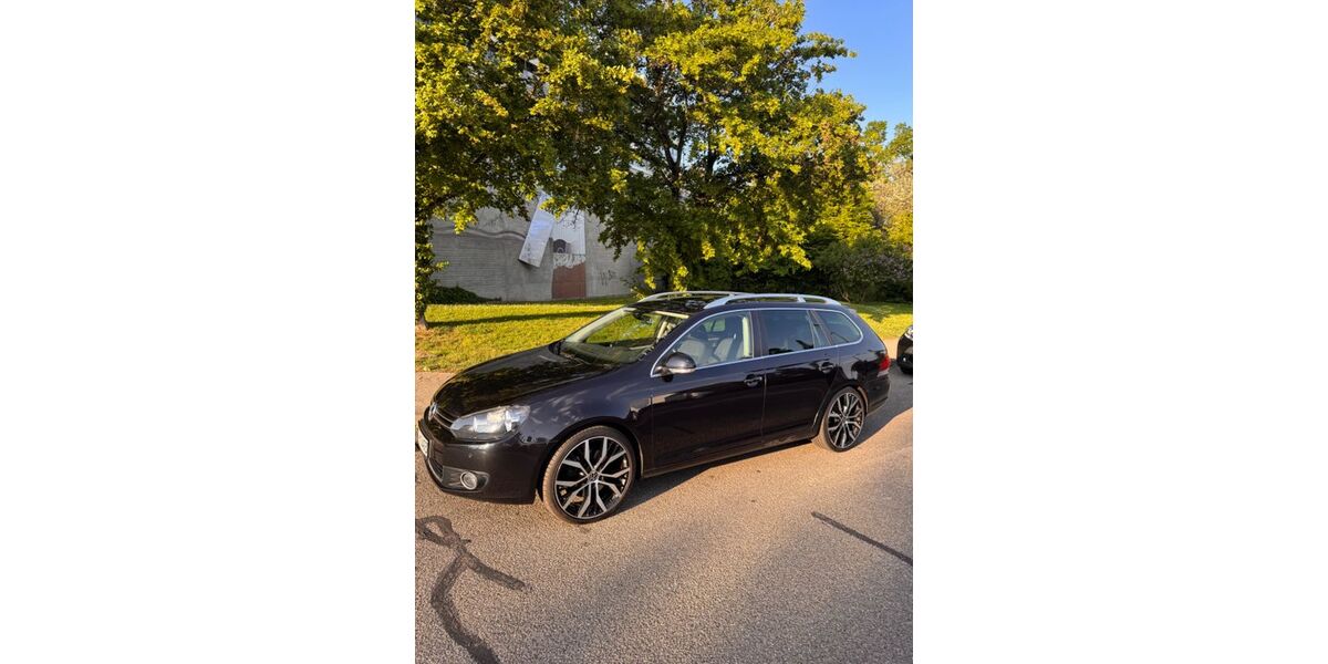 VW Golf 110.400 km 7.899 &euro; Esslingen 73732
