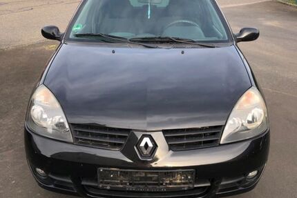 Renault Clio 90.000 km 3.500 &euro; Altenkirchen 57610