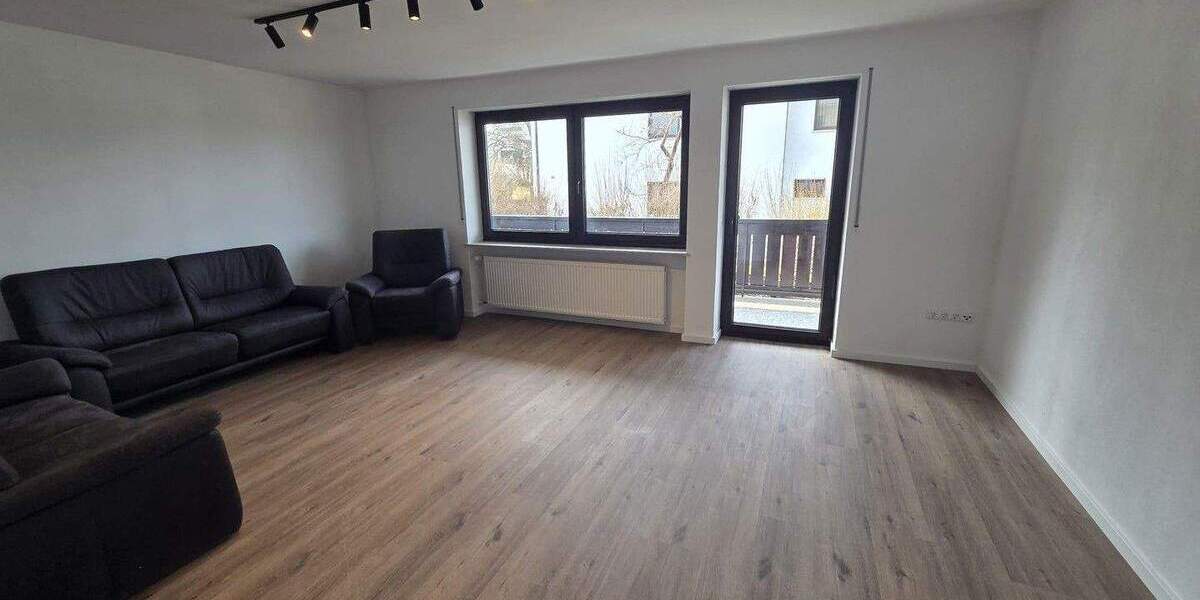 Etagenwohnung Cham Chammünster - 4 Zimmer, 110 m&sup2;, 260.000&euro; | Angebot:25732262
