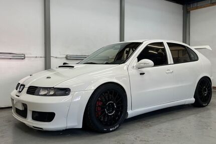 Seat Leon 31.000 km 19.999 &euro; Geretsried bei München 82538