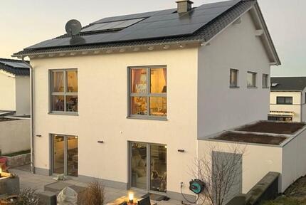 Traumhaftes Einfamilienhaus mit Platz & bester Familienlage