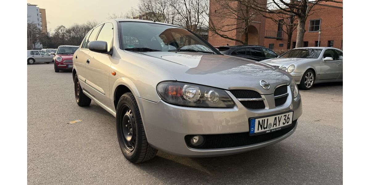 Nissan Almera 197.045 km 700 &euro; München 81735
