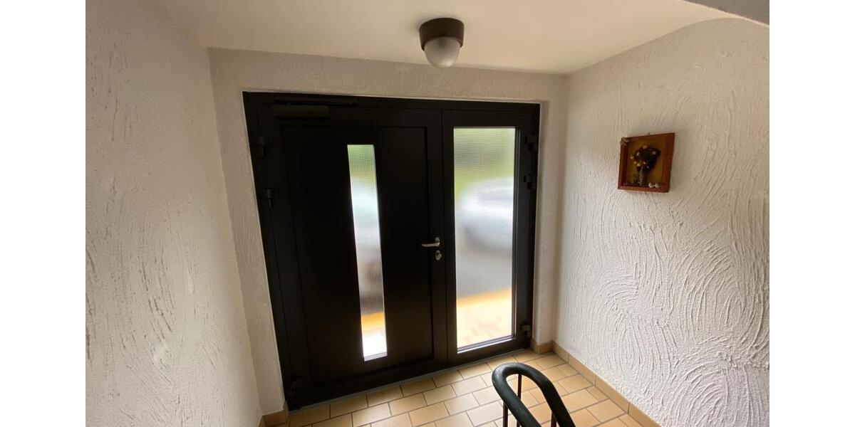 Hochparterre Büdingen - 3 Zimmer, 78 m&sup2;, 200.000&euro; | Angebot:27016006