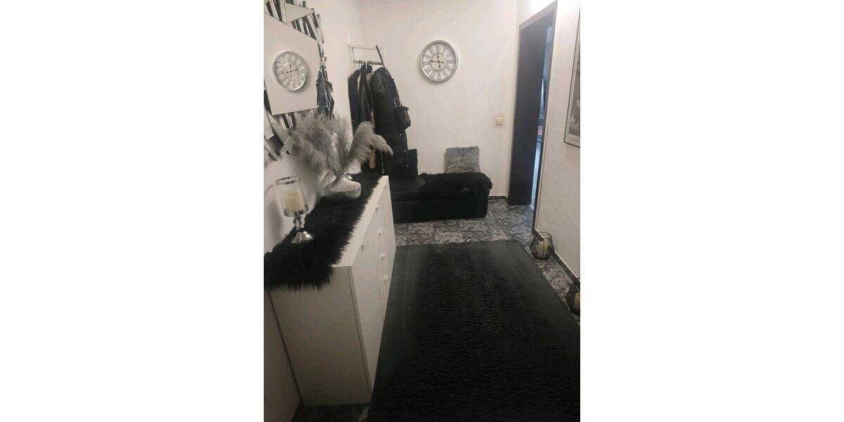 Etagenwohnung Bochum Laer - 3.5 Zimmer, 80 m&sup2;, 170.000&euro; | Angebot:25098602