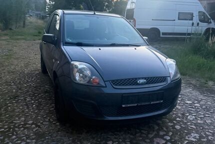 Ford Fiesta 139.015 km 1.650 &euro; Berlin 12351