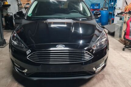 Ford Focus 100.600 km 9.599 &euro; Mötzing 93099