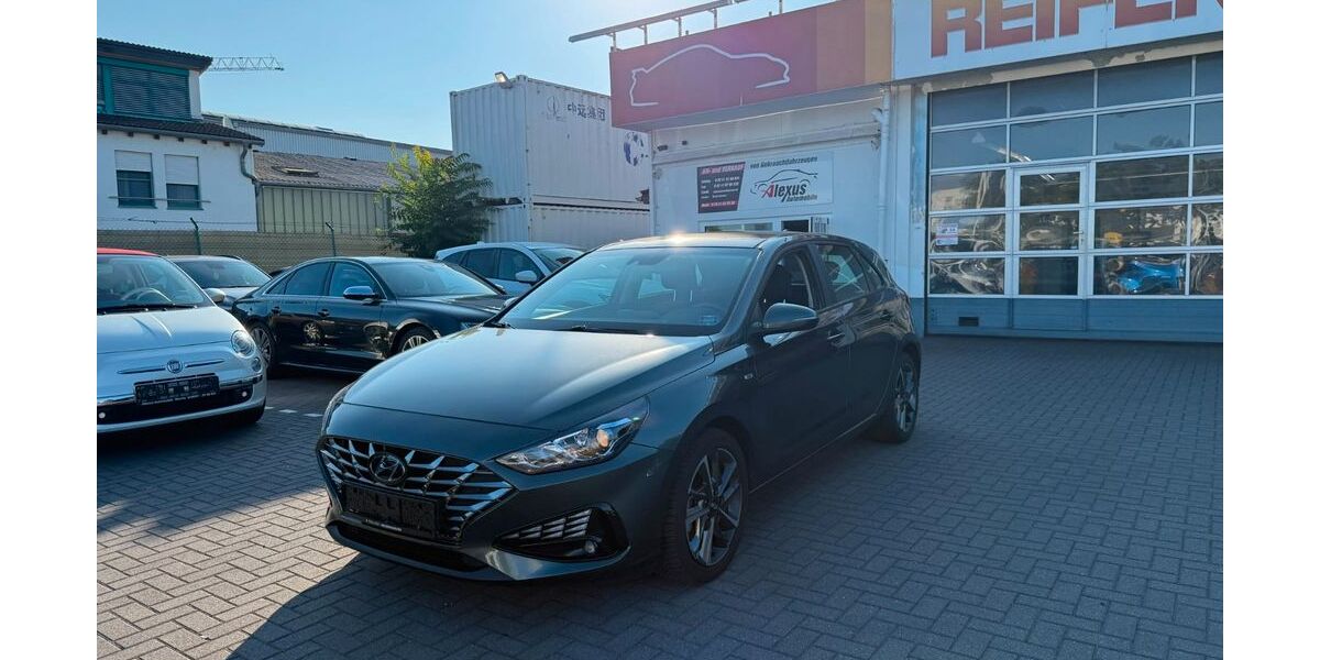 Hyundai i30 49.990 km 13.900 &euro; Worms 67547