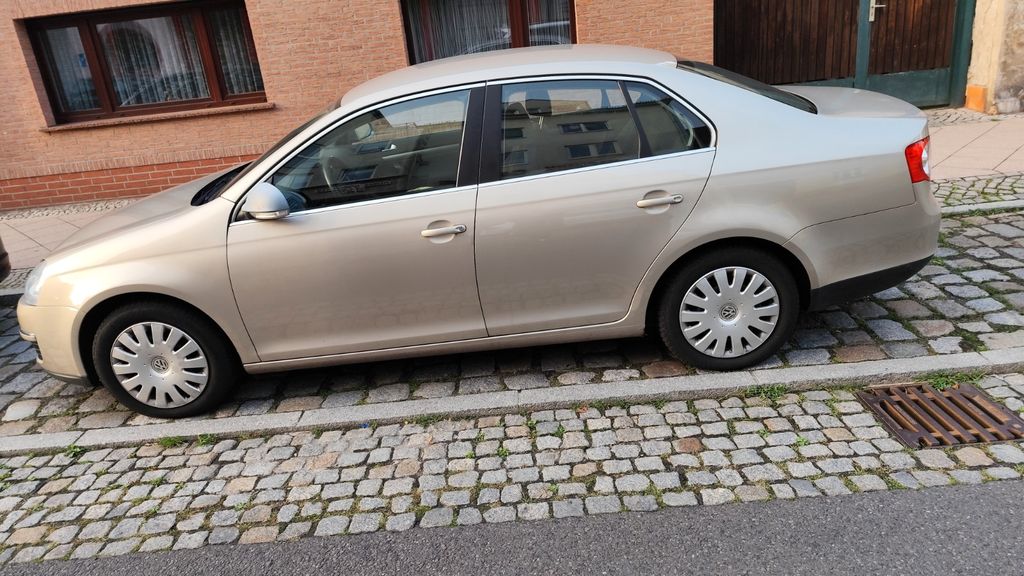 VW Jetta 163.000 km 2.600 &euro; Luckenwalde 14943