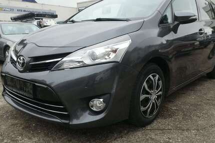 Toyota Verso 244.338 km 4.980 € Mannheim 68305