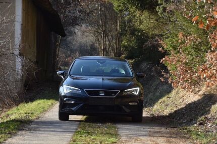 Seat Leon 94.000 km 16.000 € Böbrach 94255
