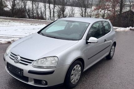VW Golf 187.000 km 2.900 &euro; Illingen/Schützingen 75428