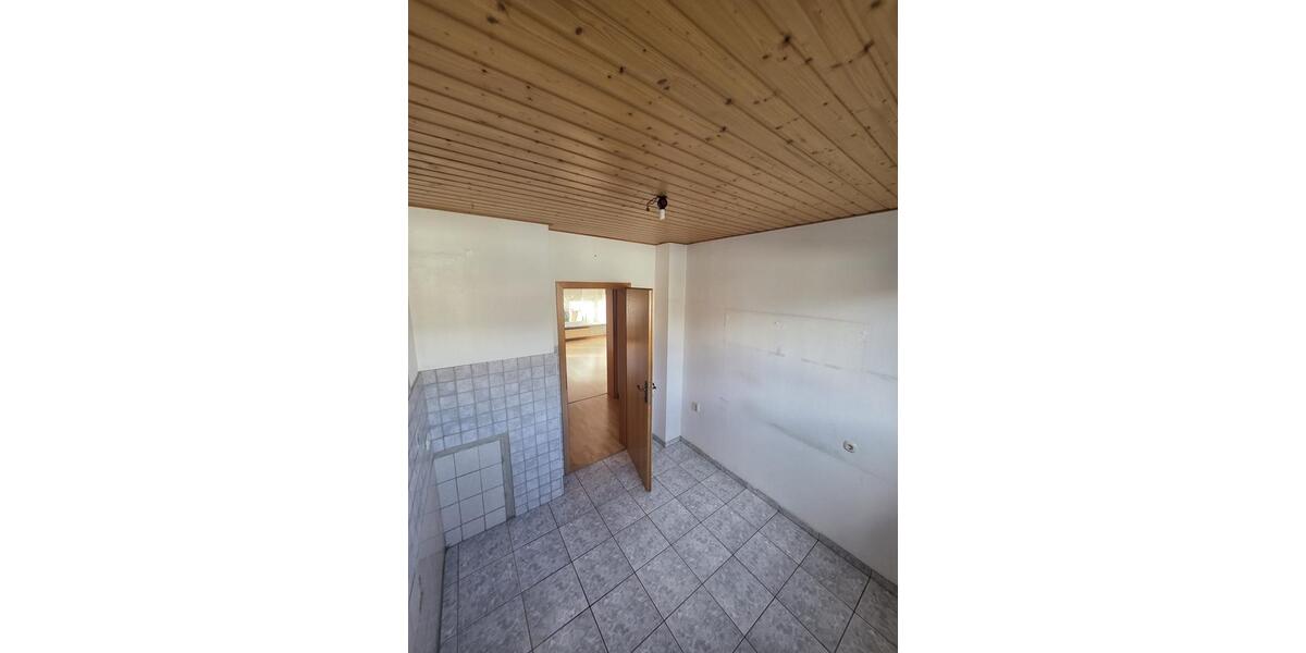 Erdgeschoßwohnung Nettetal - 4 Zimmer, 80 m&sup2;, 1.250&euro; | Angebot:26335374
