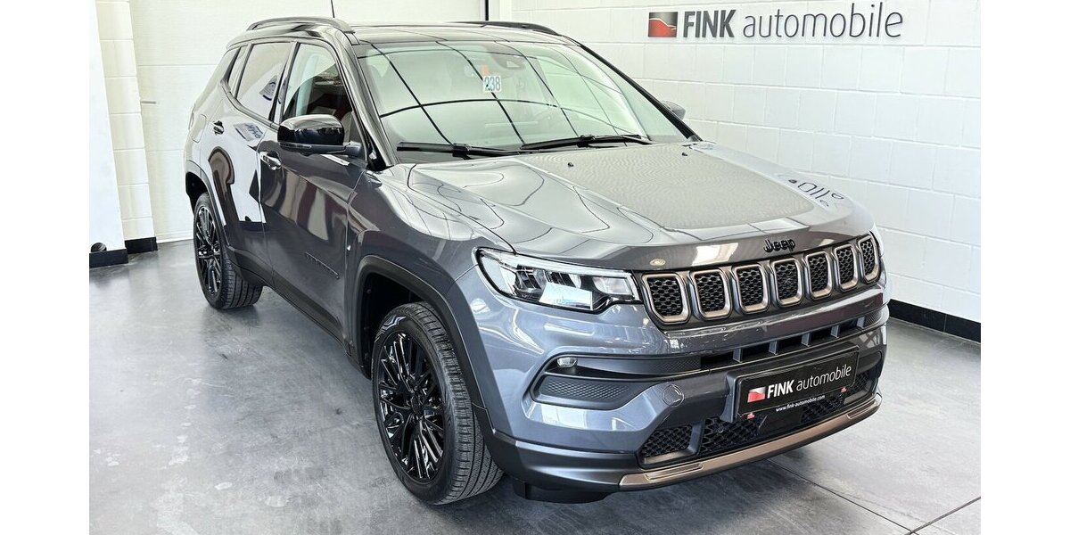 Jeep Compass Limited Plug-In 1.Hand 4WD FULL LED 360° 52.400 km 23.920 &euro; Lich 35423